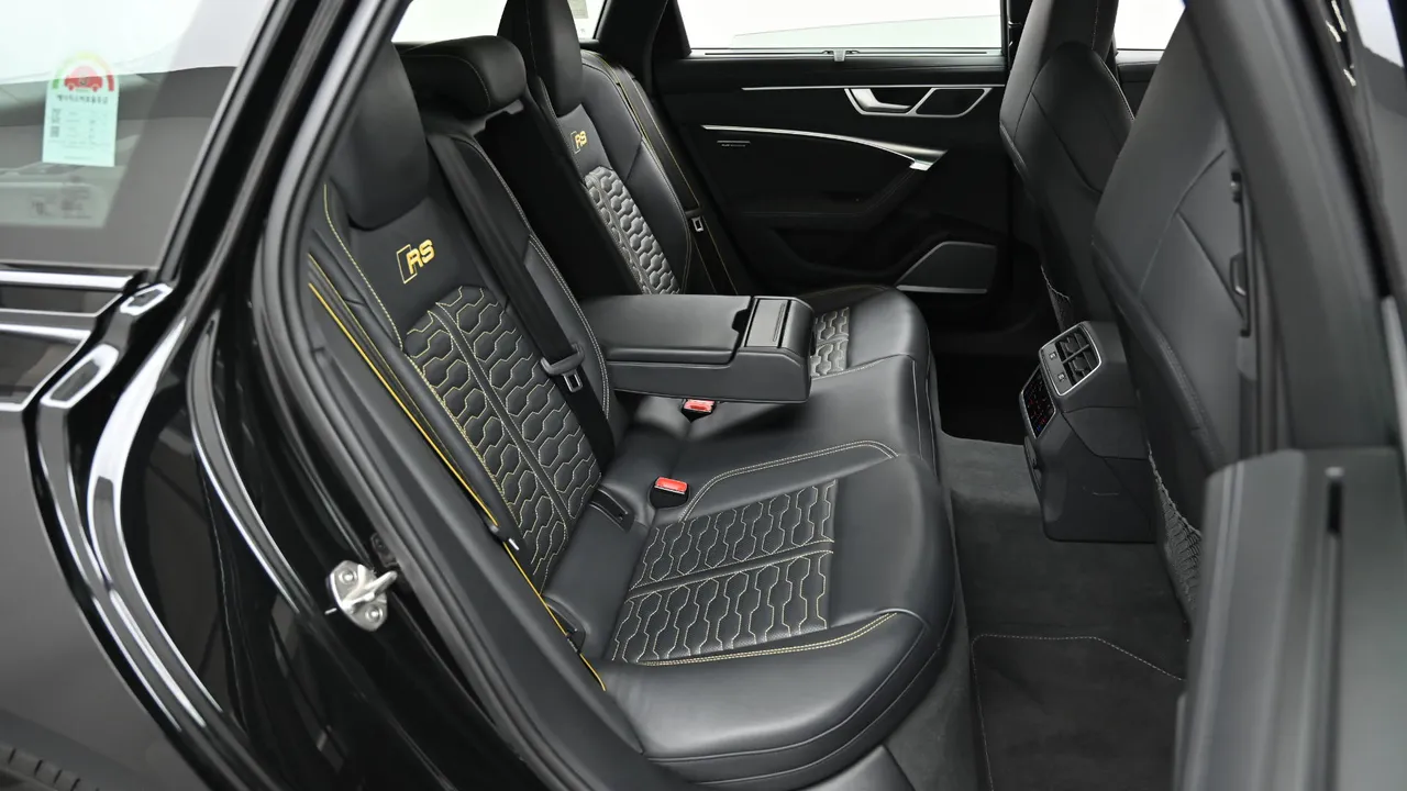 Audi RS6 — miniaturë 21