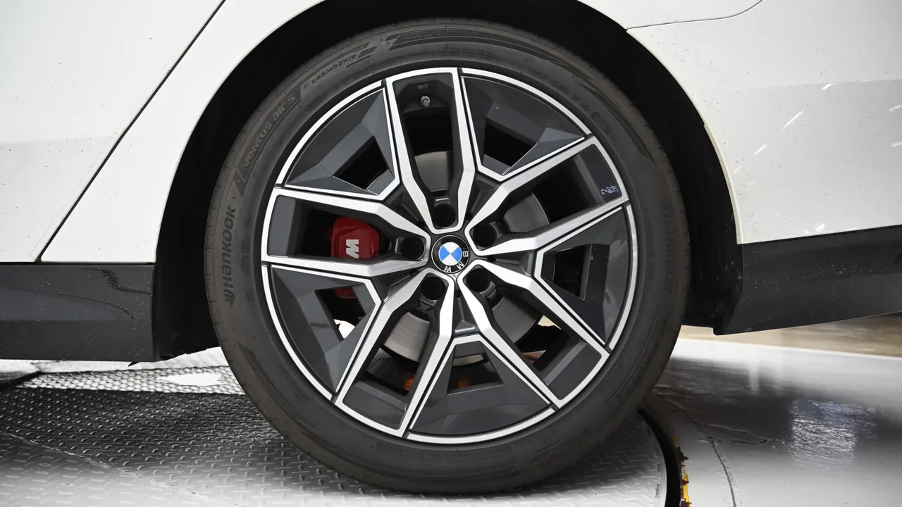 BMW 5er — miniaturë 27