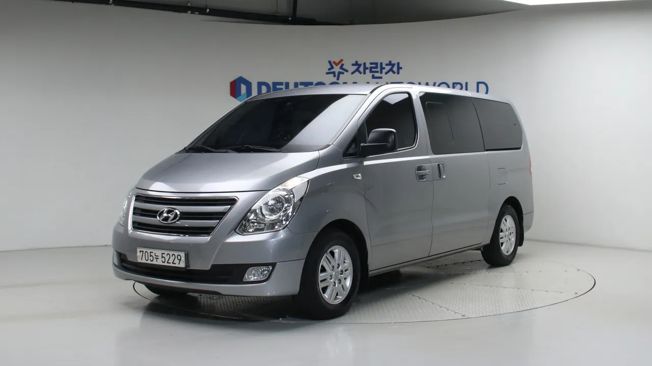 Hyundai Starex 12인승 왜건 스마트 — foto 1