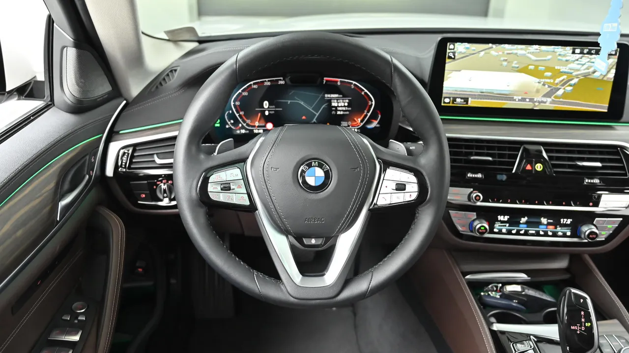 BMW 5er — miniaturë 13