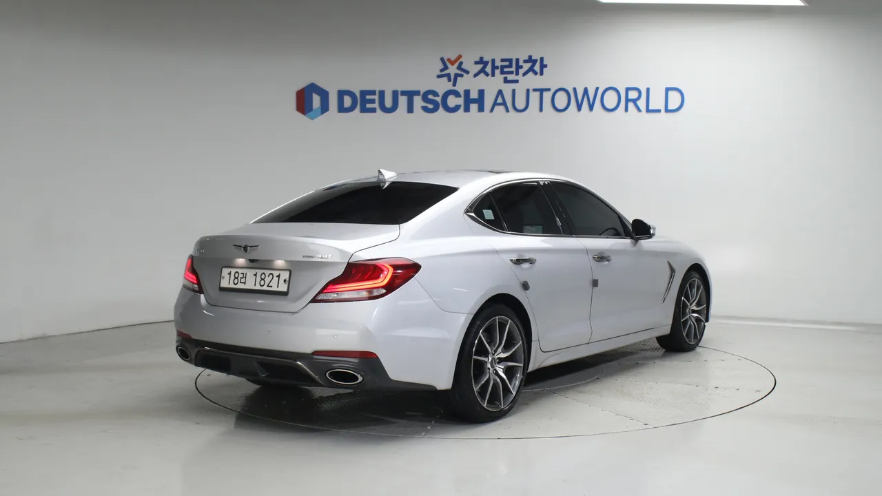 Genesis G70 — miniaturë 2