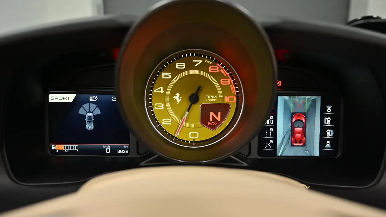 Ferrari F8 Tributo — miniaturë 15