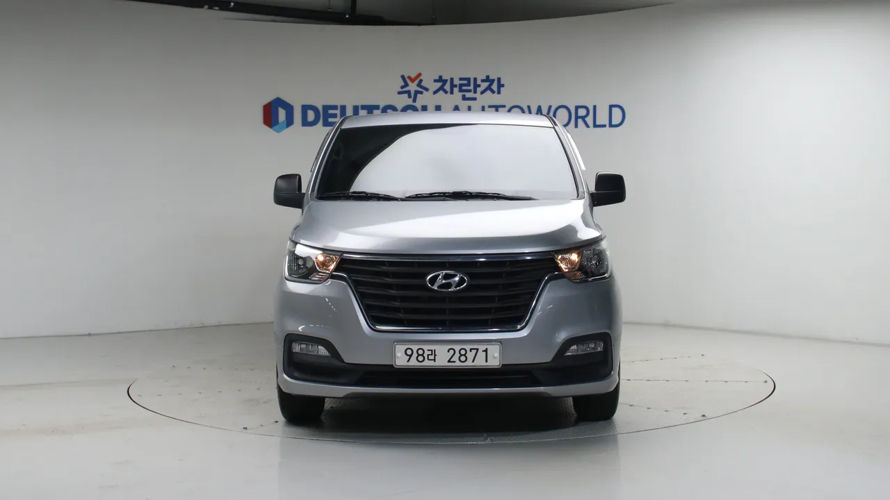 Hyundai Starex — miniaturë 3