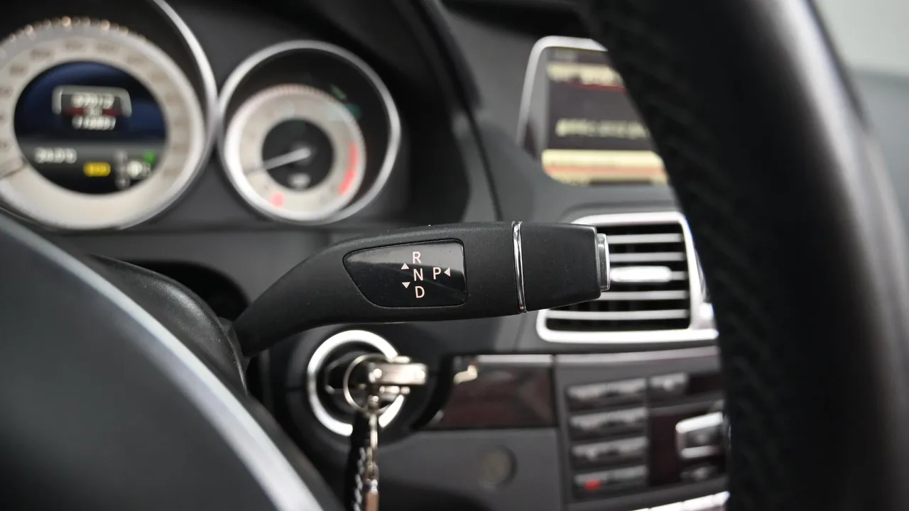 Mercedes-Benz E-klasse — miniaturë 9