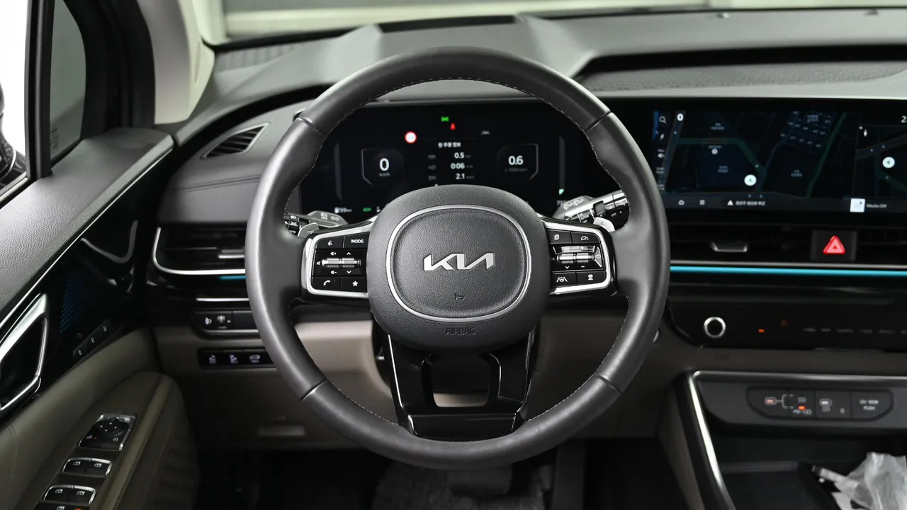Kia Carnival — miniaturë 13