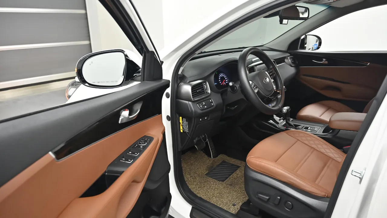Kia Sorento — miniaturë 11