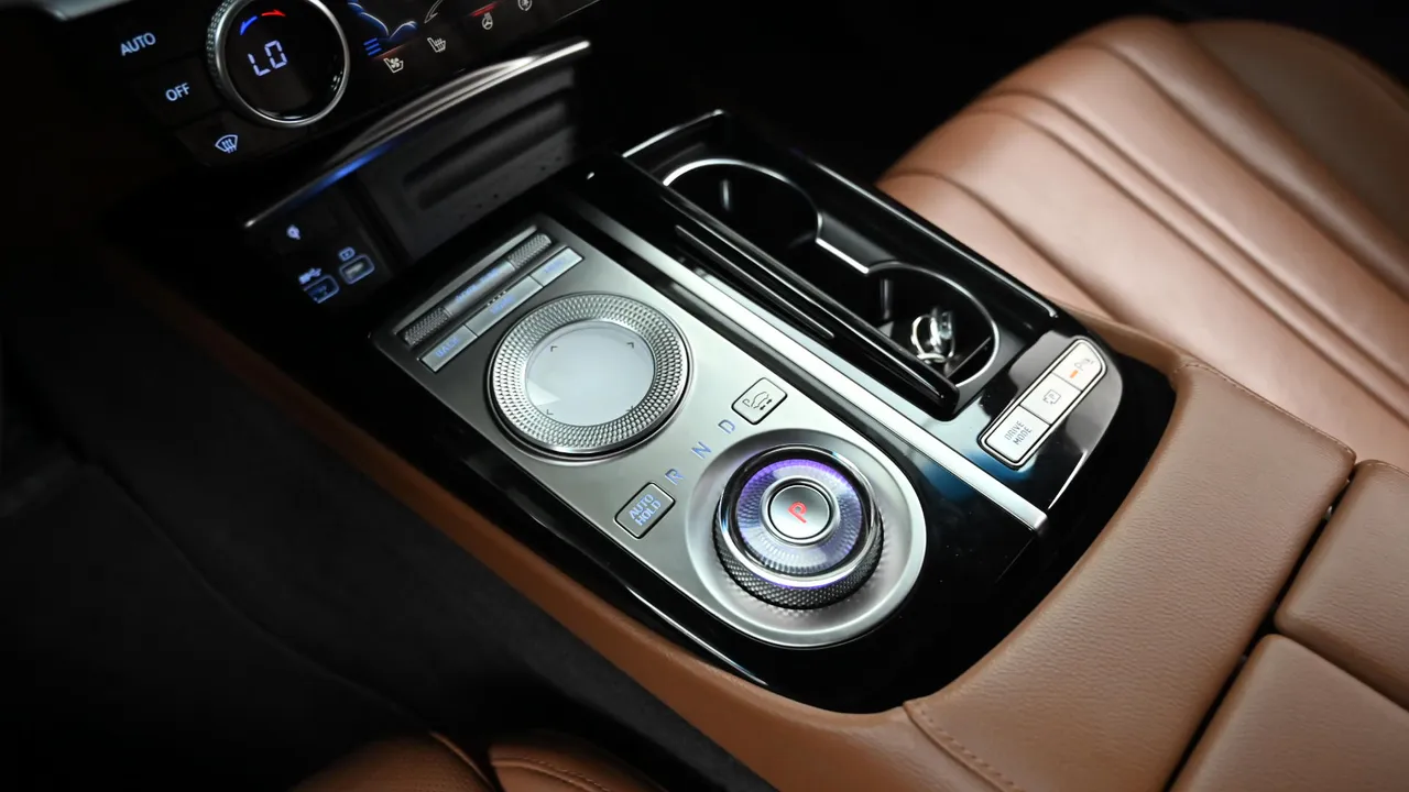Genesis G80 — miniaturë 9