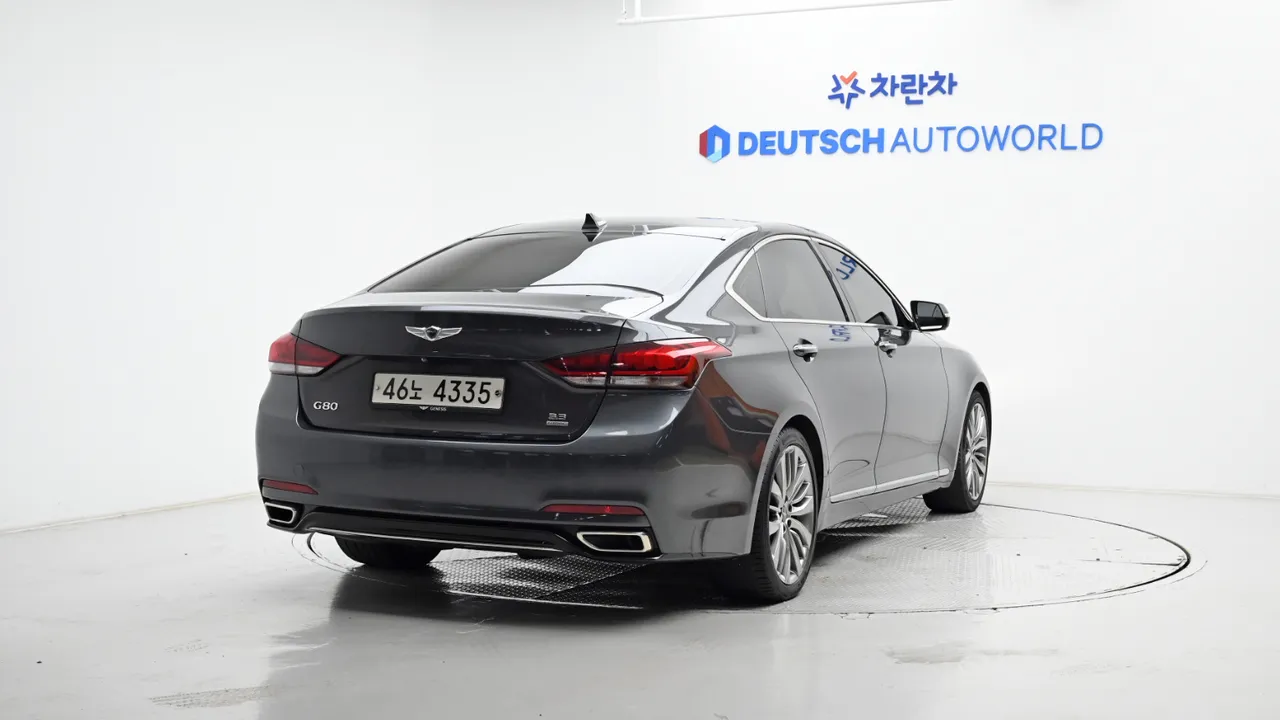 Genesis G80 — miniaturë 2