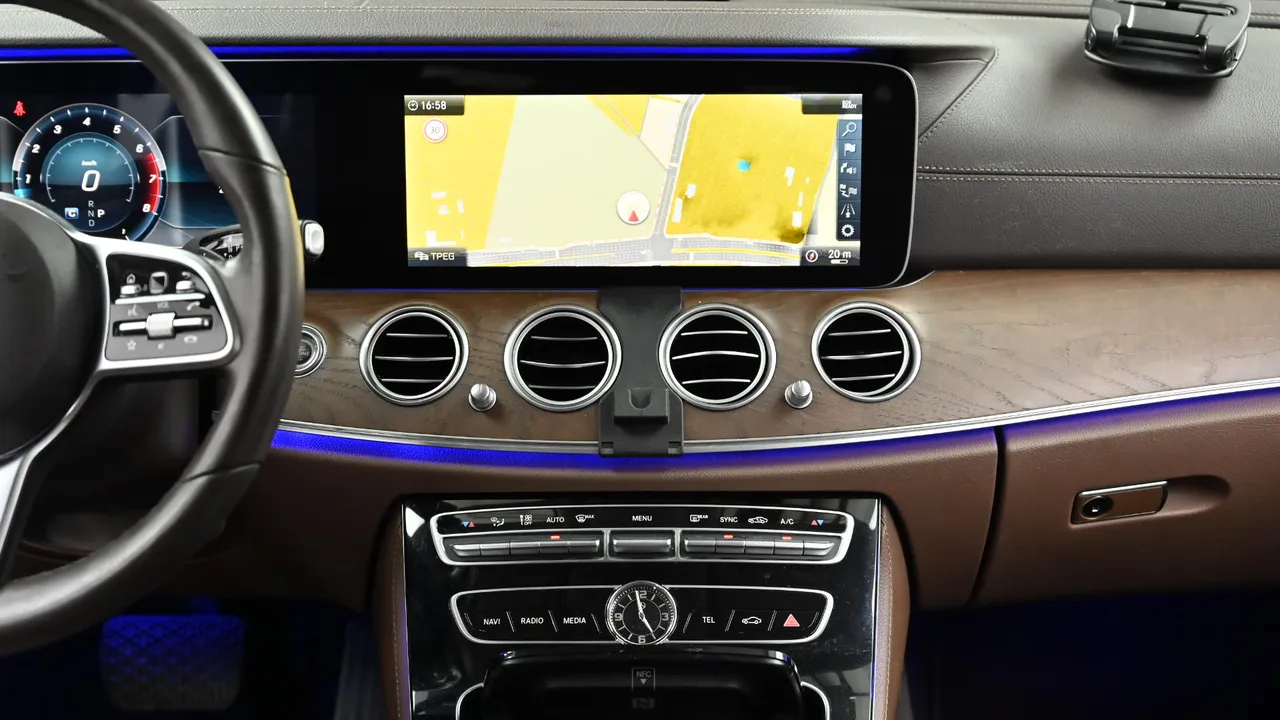 Mercedes-Benz E-klasse — miniaturë 14