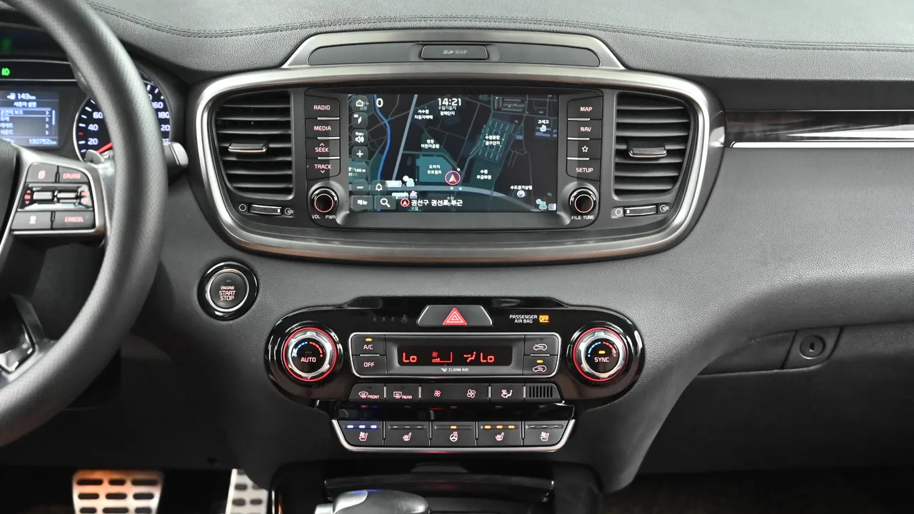 Kia Sorento — miniaturë 14
