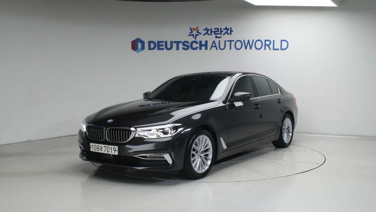BMW 5er 520d xDrive 럭셔리 플러스 — foto 1