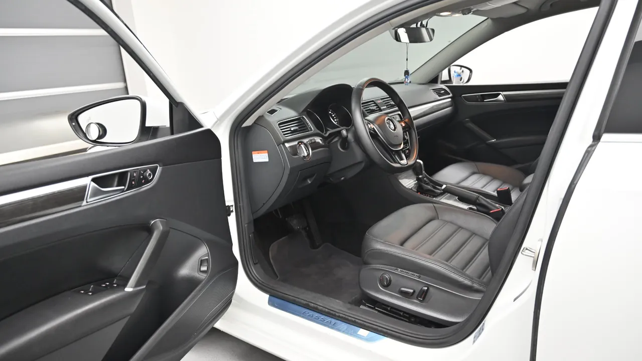 Volkswagen Passat — miniaturë 11
