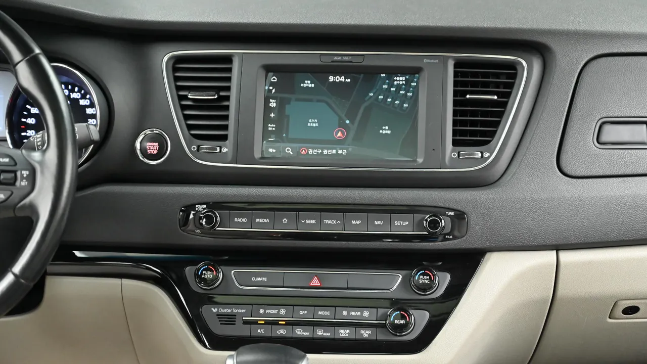 Kia Carnival — miniaturë 14