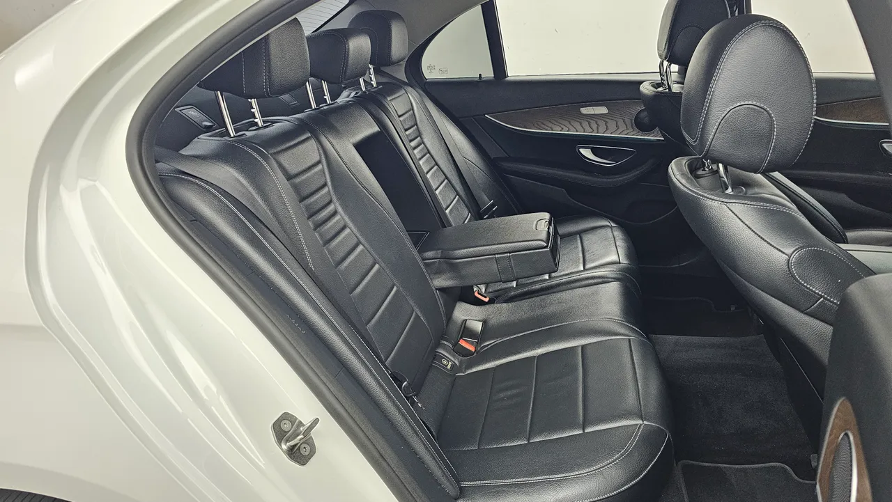 Mercedes-Benz E-klasse — miniaturë 12