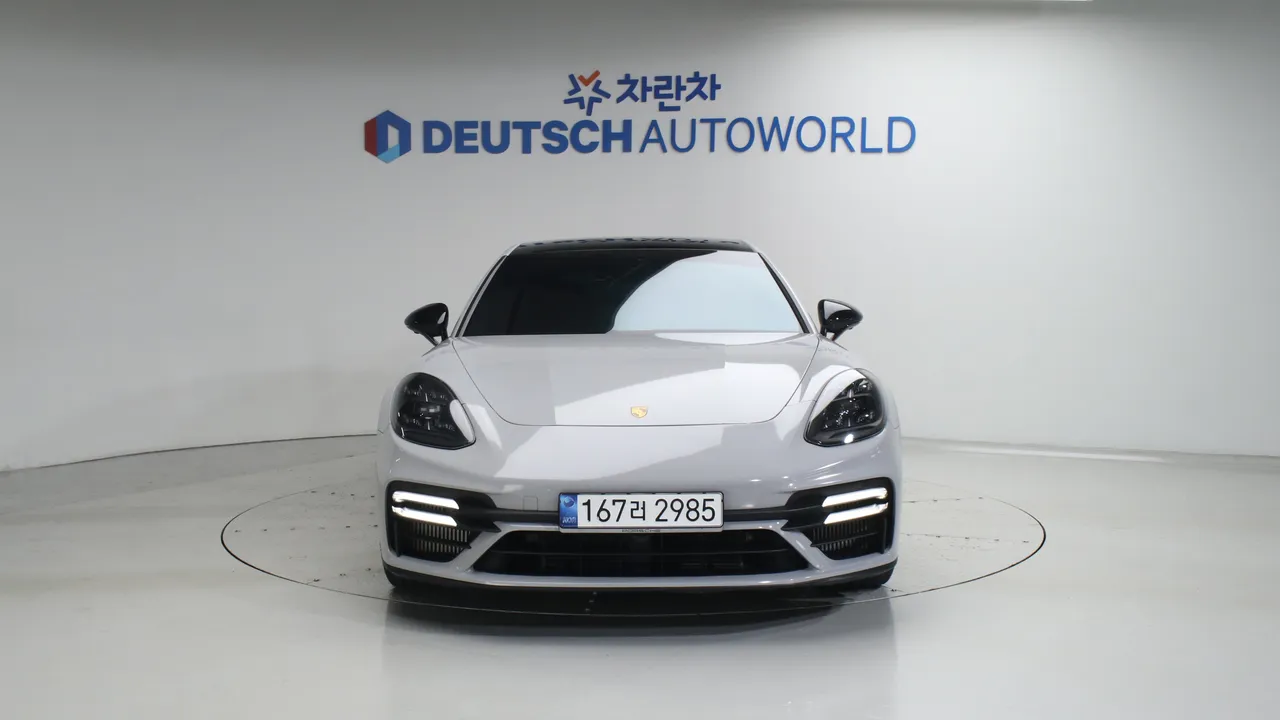 Porsche Panamera — miniaturë 3