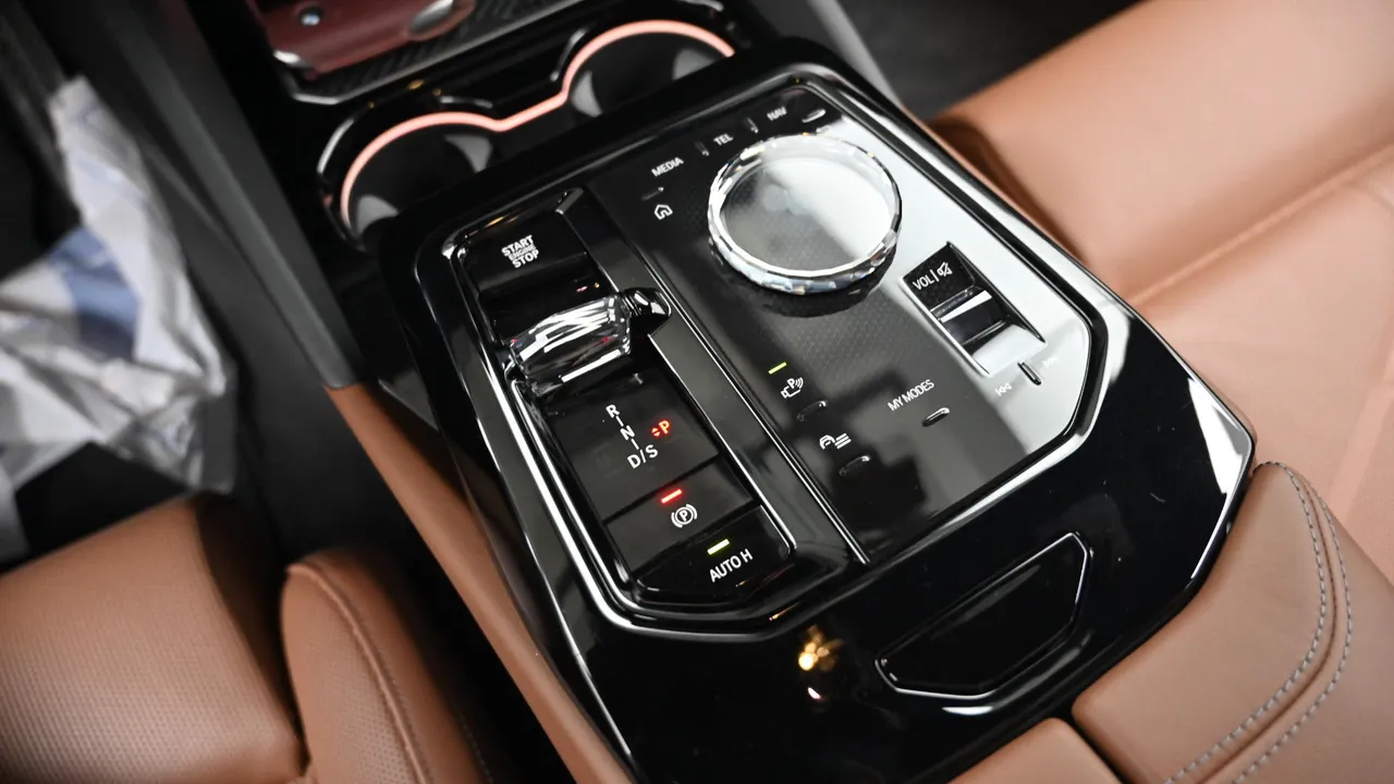 BMW 5er — miniaturë 9