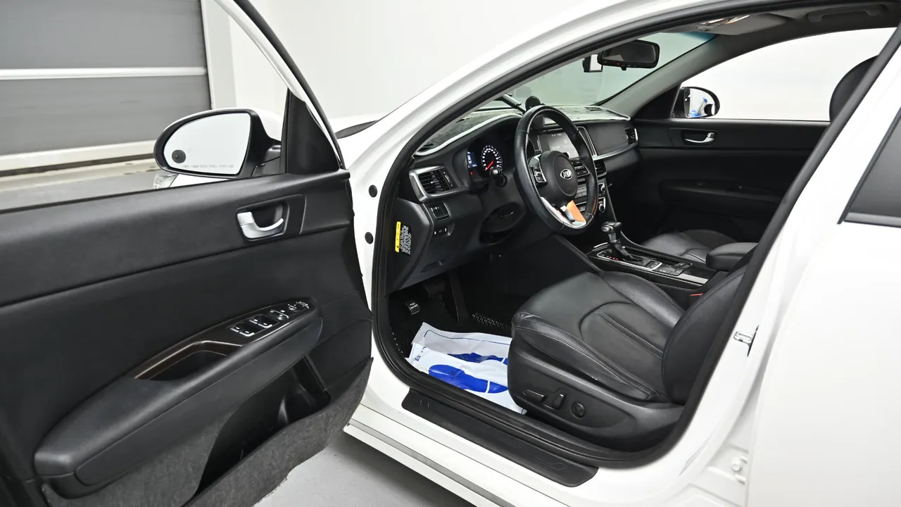 Kia K5 — miniaturë 11