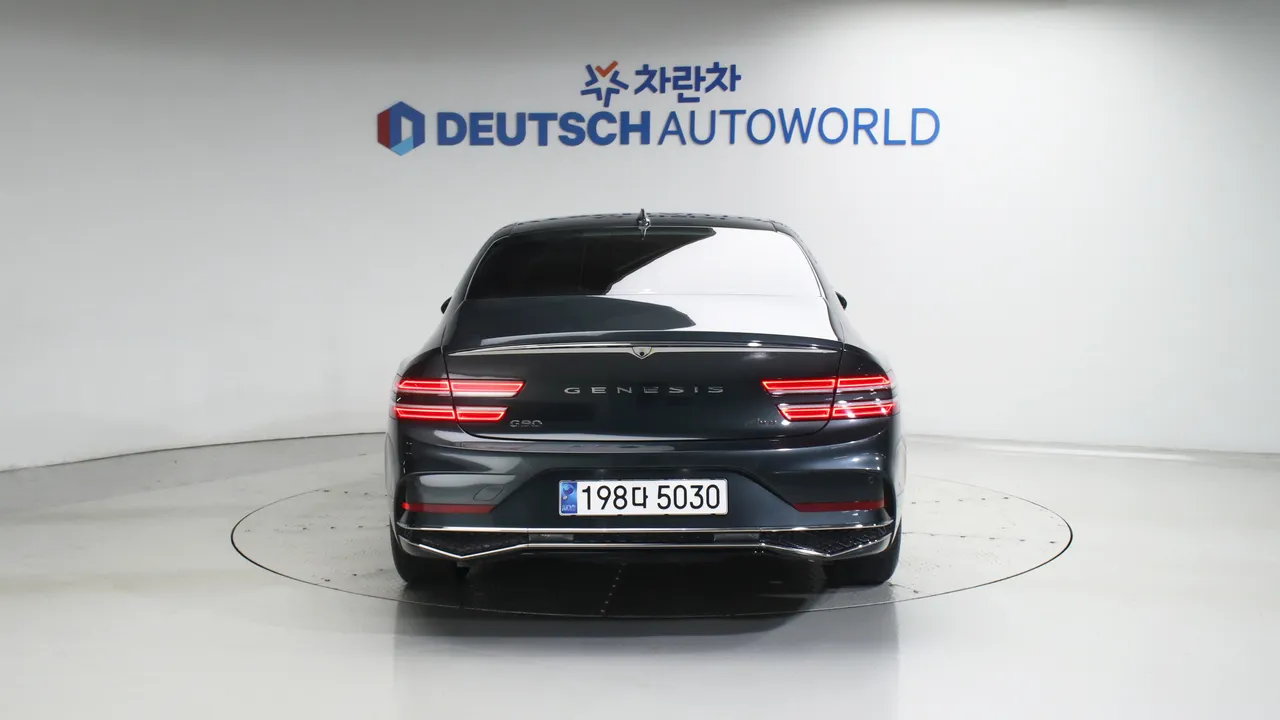 Genesis G80 — miniaturë 4