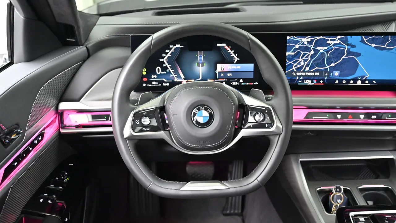 BMW 7er — miniaturë 13
