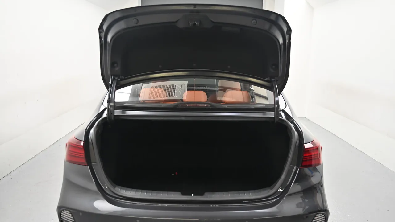 Kia K3 — miniaturë 19