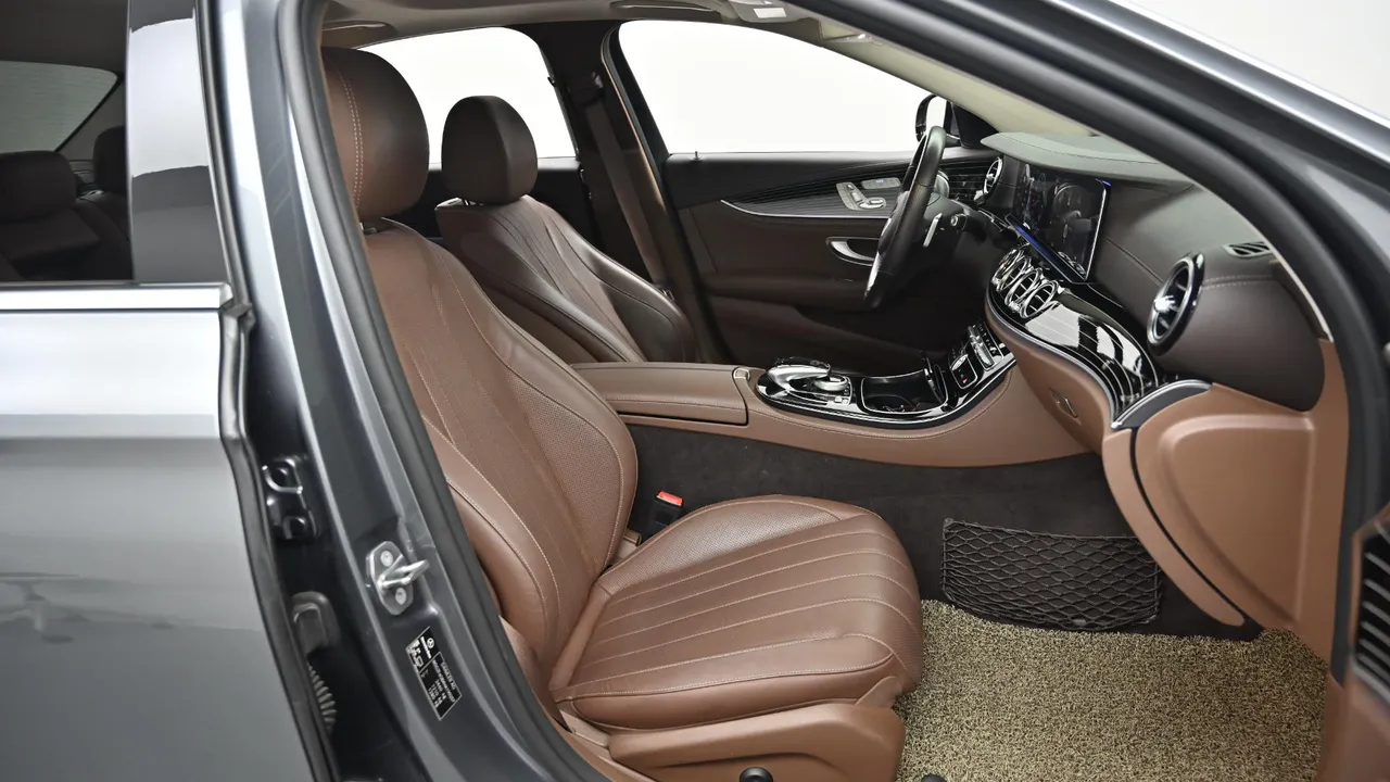 Mercedes-Benz E-klasse — miniaturë 10