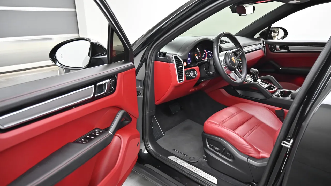 Porsche Cayenne — miniaturë 11