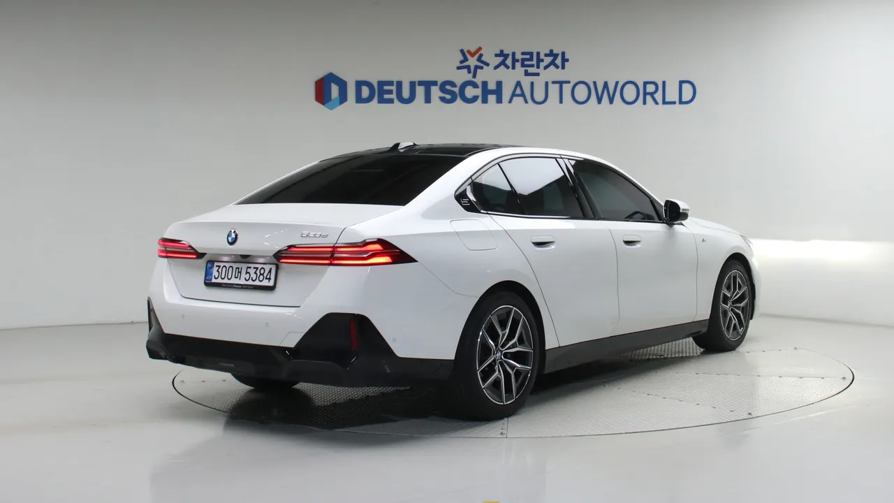BMW 5er — miniaturë 2