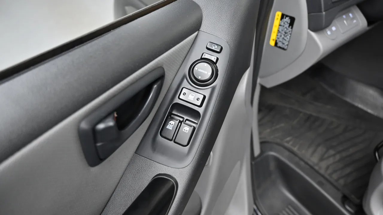 Hyundai Starex — miniaturë 17