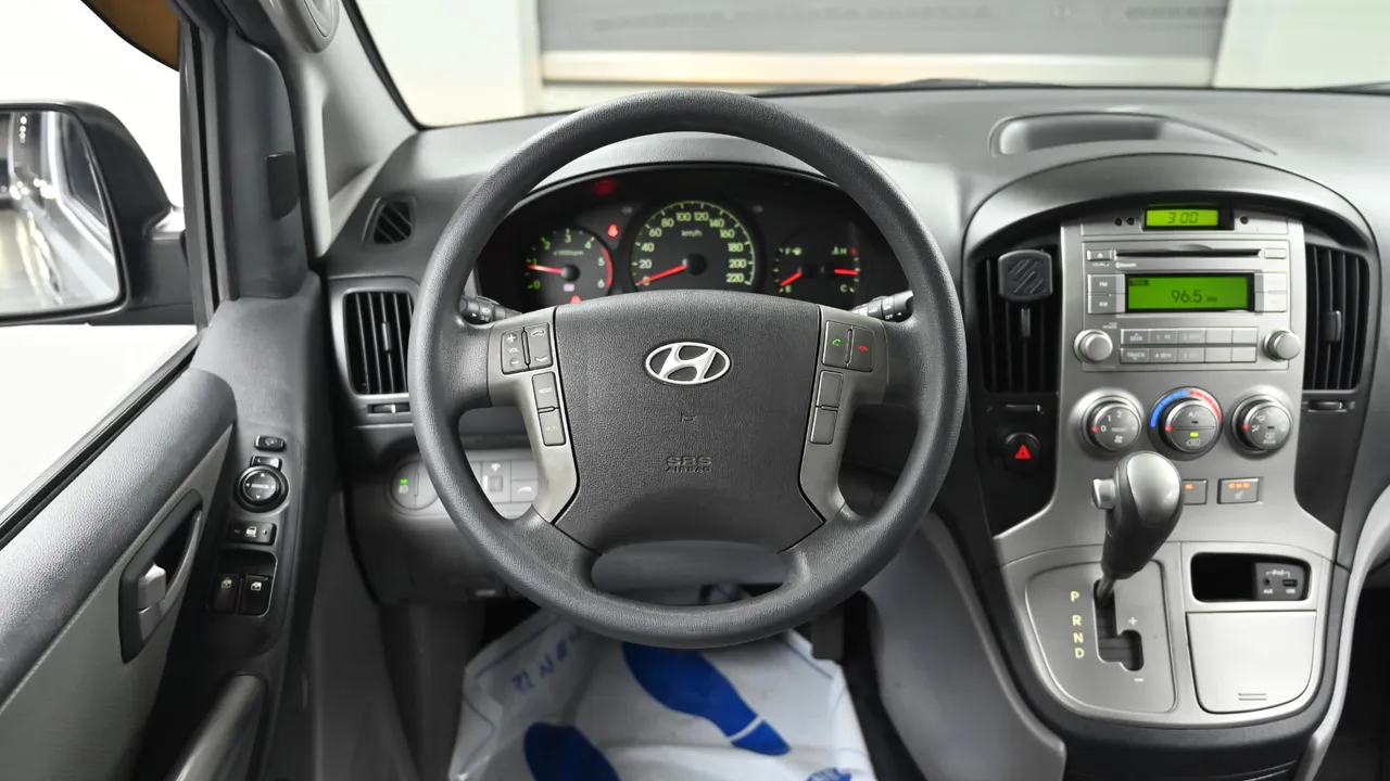 Hyundai Starex — miniaturë 13