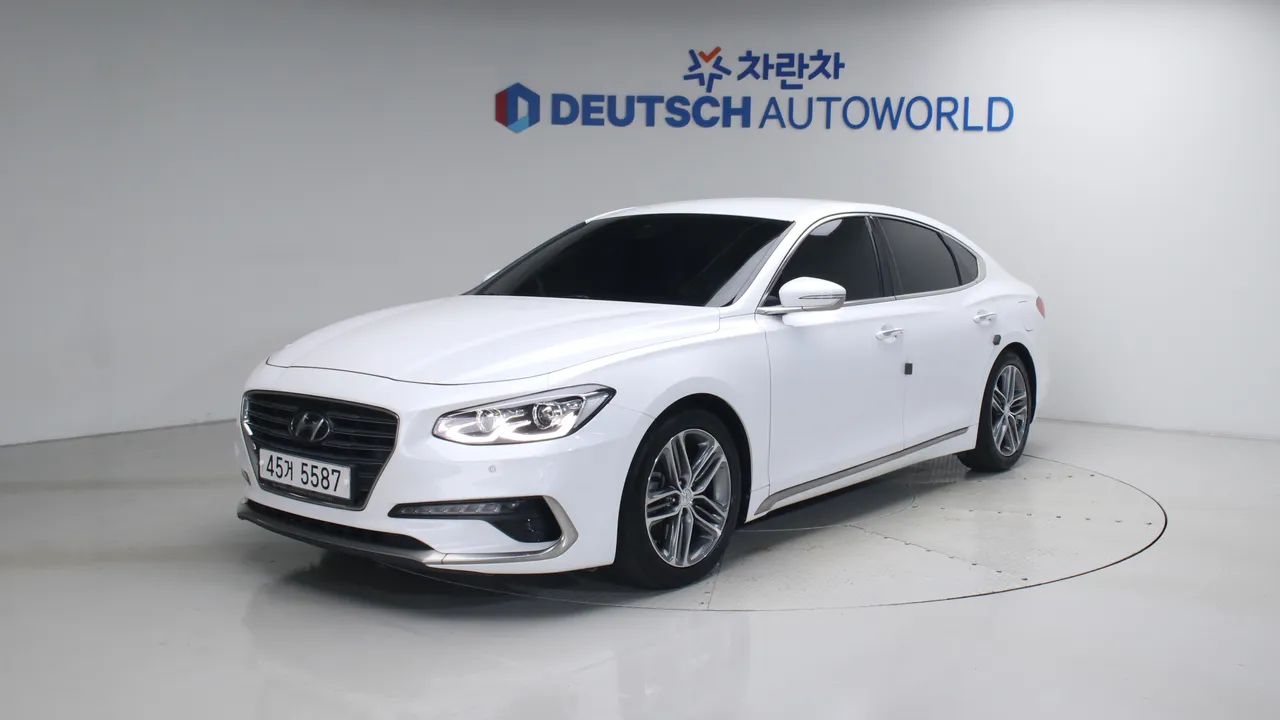 Hyundai Grandeur 2.4 프리미엄 스페셜 — foto 1