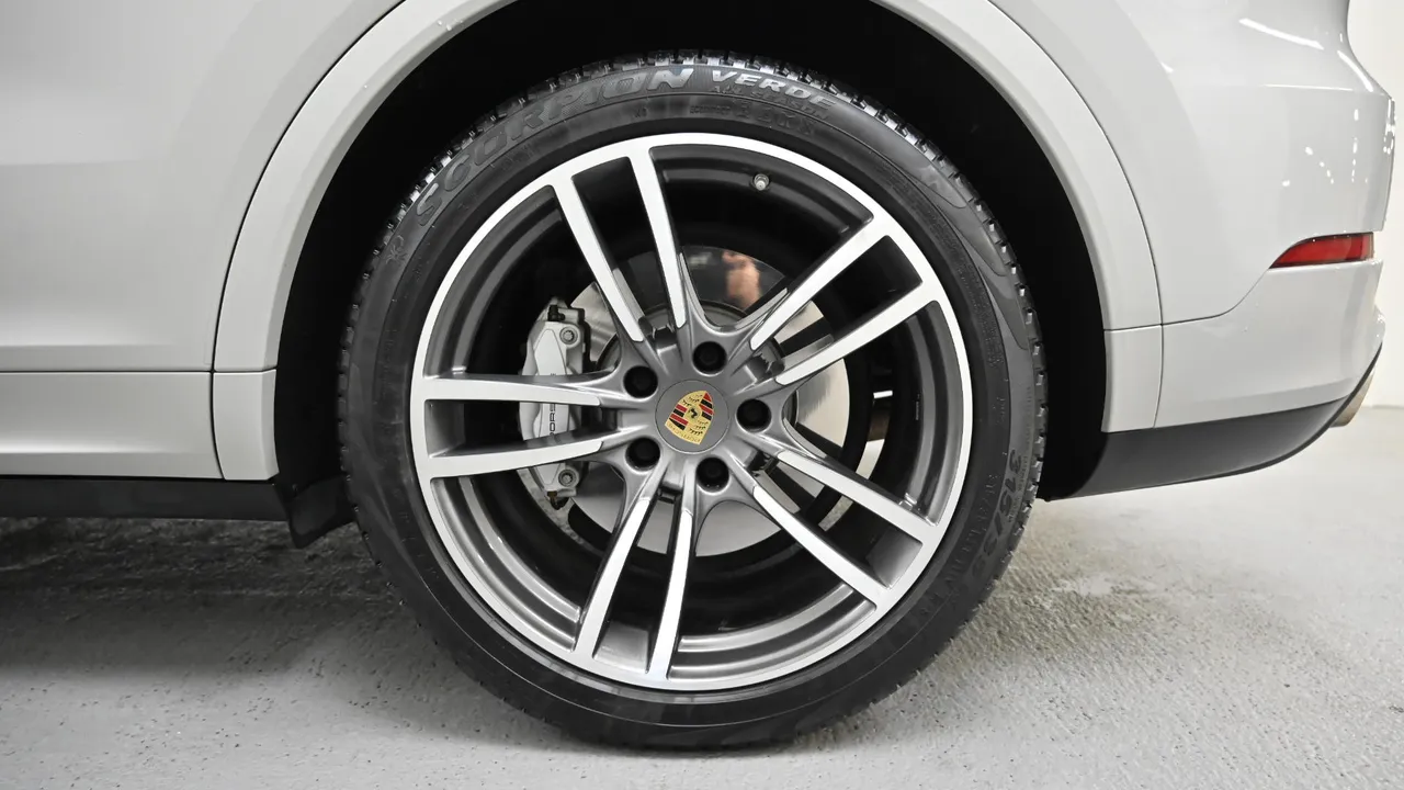 Porsche Cayenne — miniaturë 5