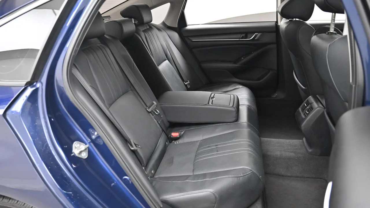 Honda Accord — miniaturë 12
