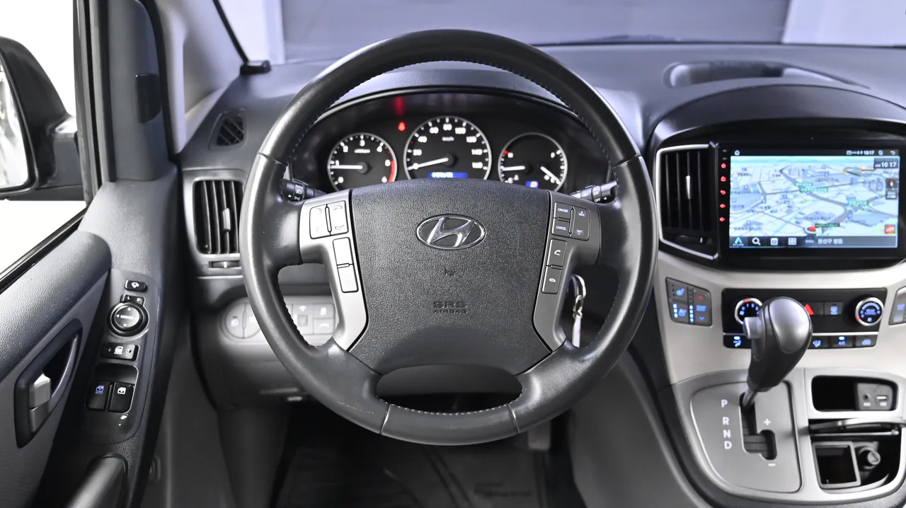 Hyundai Starex — miniaturë 13