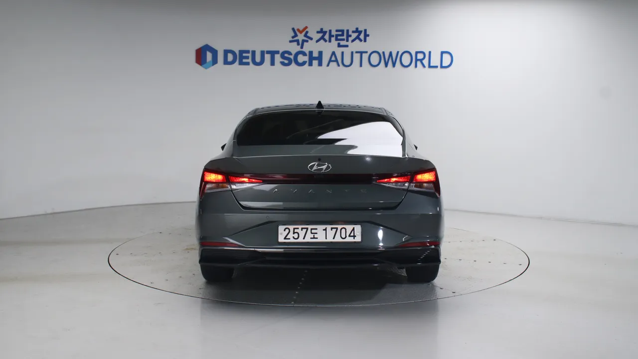Hyundai Avante — miniaturë 4