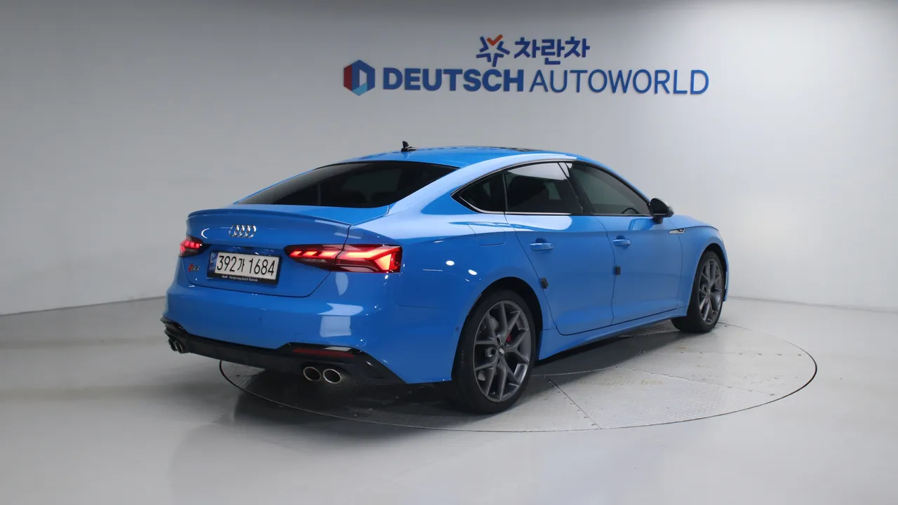 Audi S5 — miniaturë 2