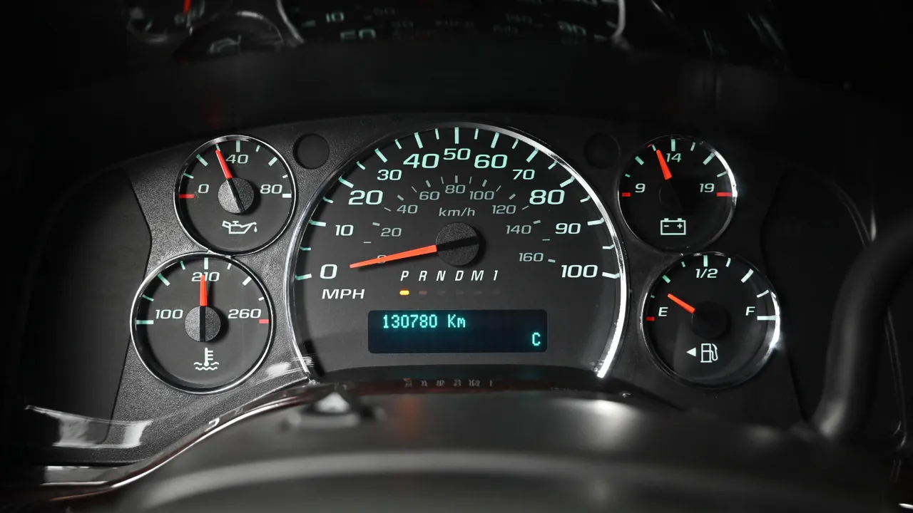 Chevrolet Express — miniaturë 8