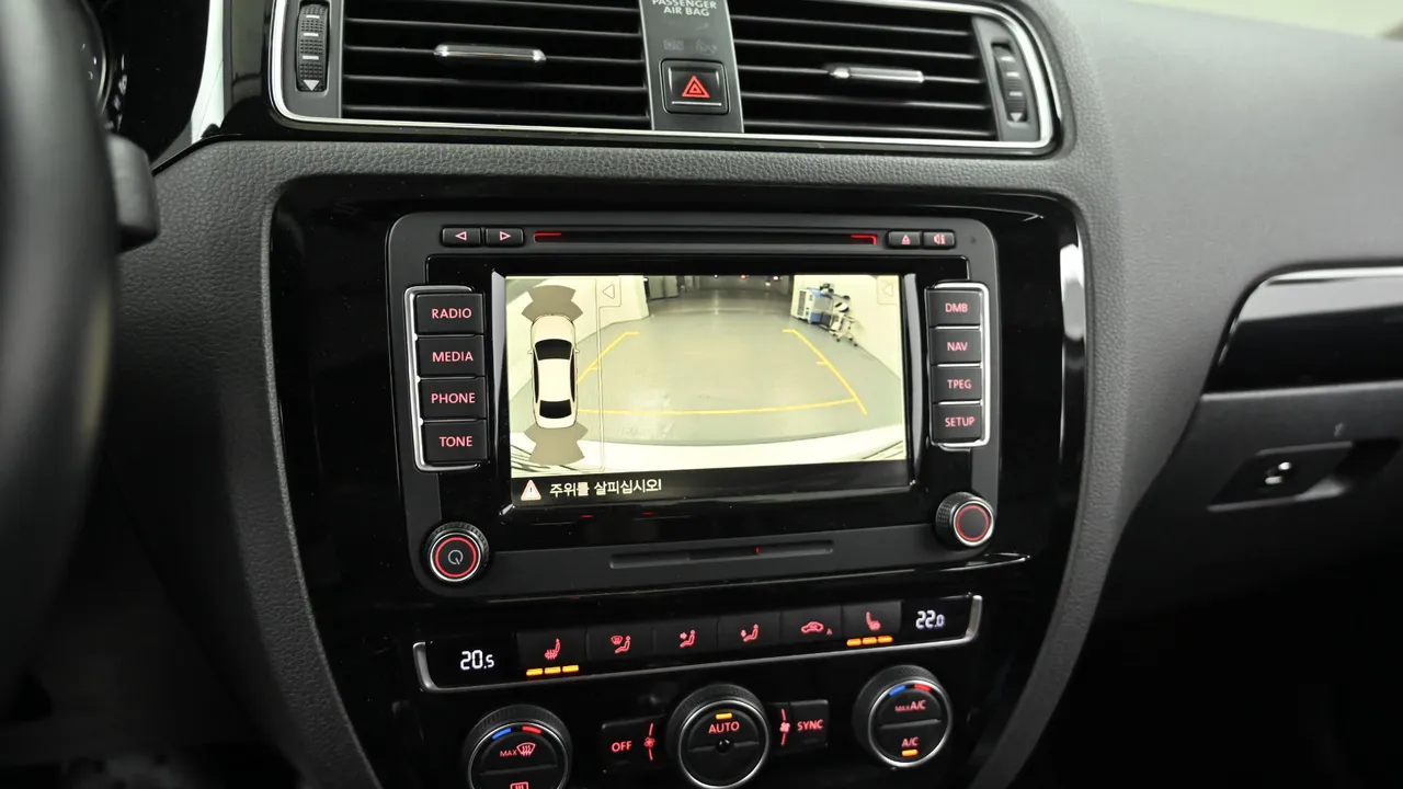 Volkswagen Jetta — miniaturë 15