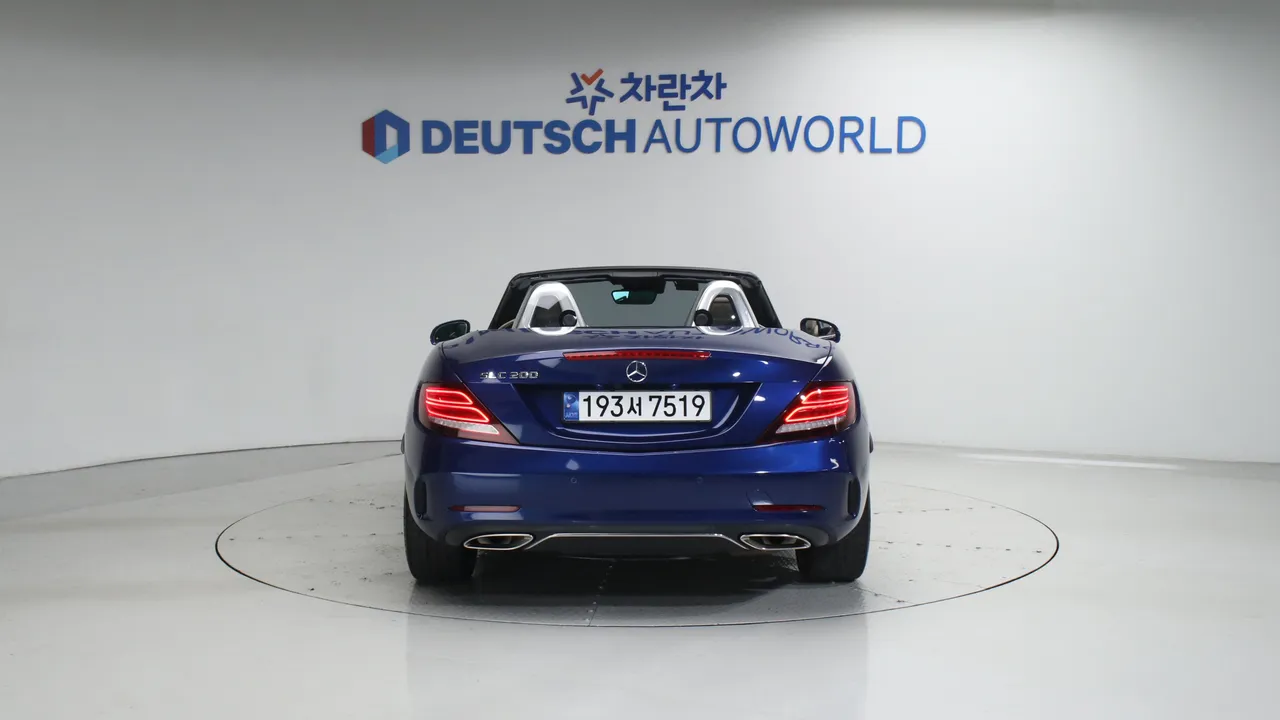 Mercedes SLC-Class R172 SLC200