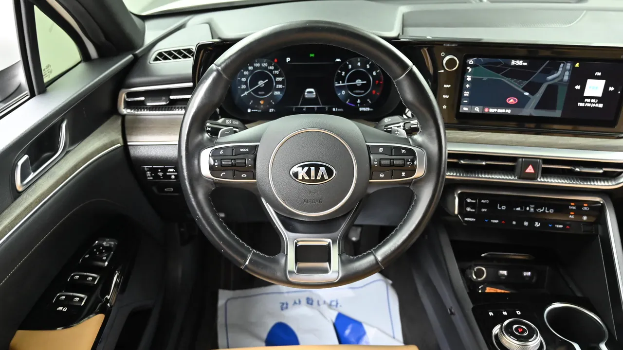 Kia K5 — miniaturë 13