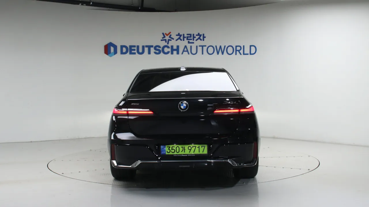 BMW 7er — miniaturë 4