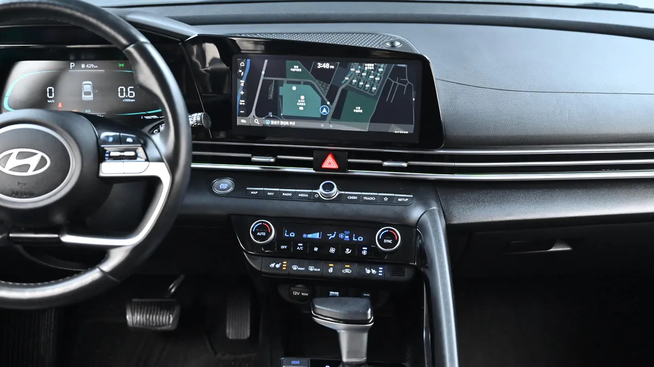 Hyundai Avante — miniaturë 14