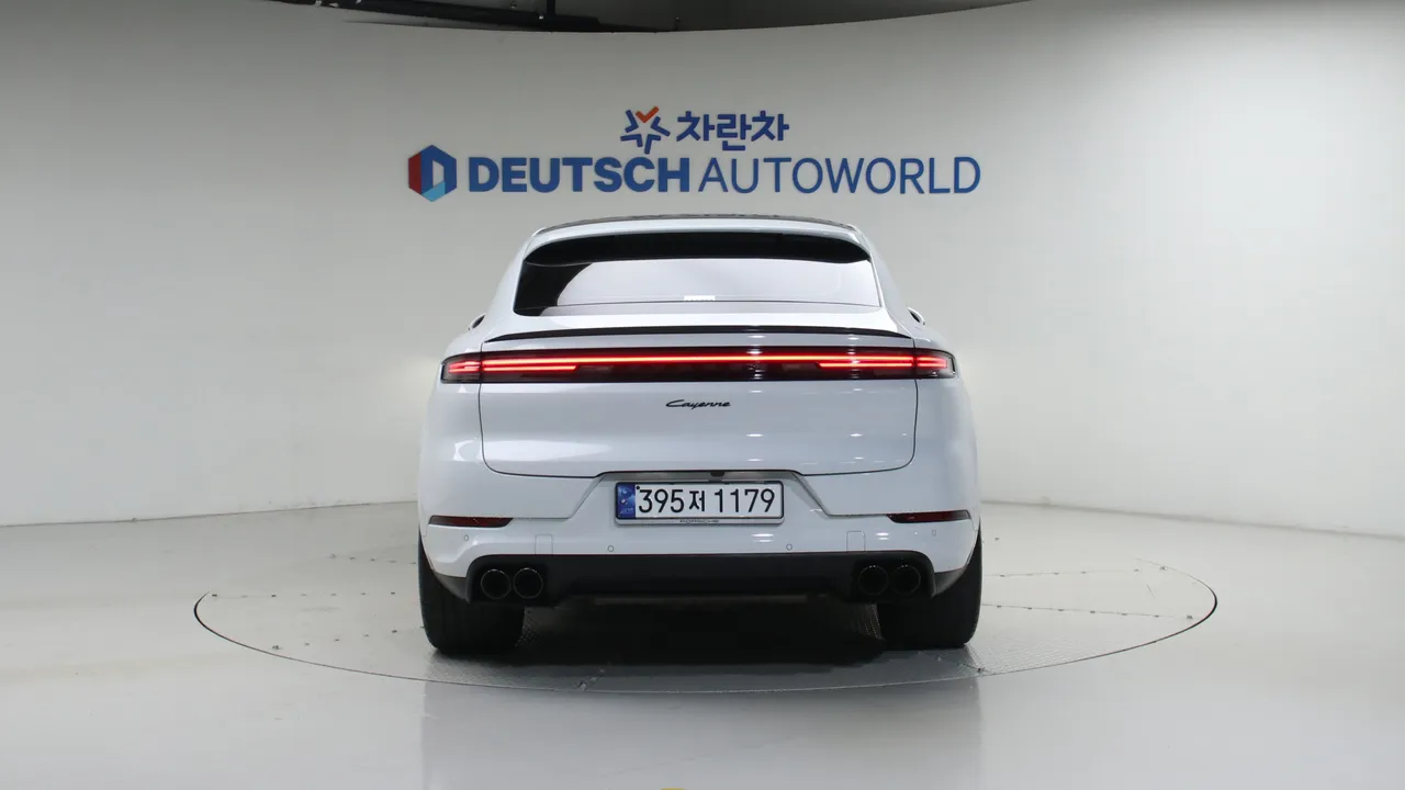 Porsche Cayenne — miniaturë 4