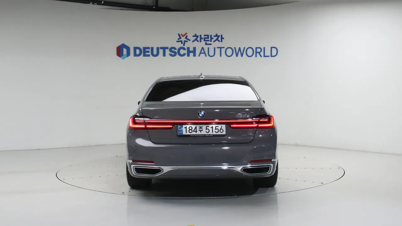 BMW 7er — miniaturë 4