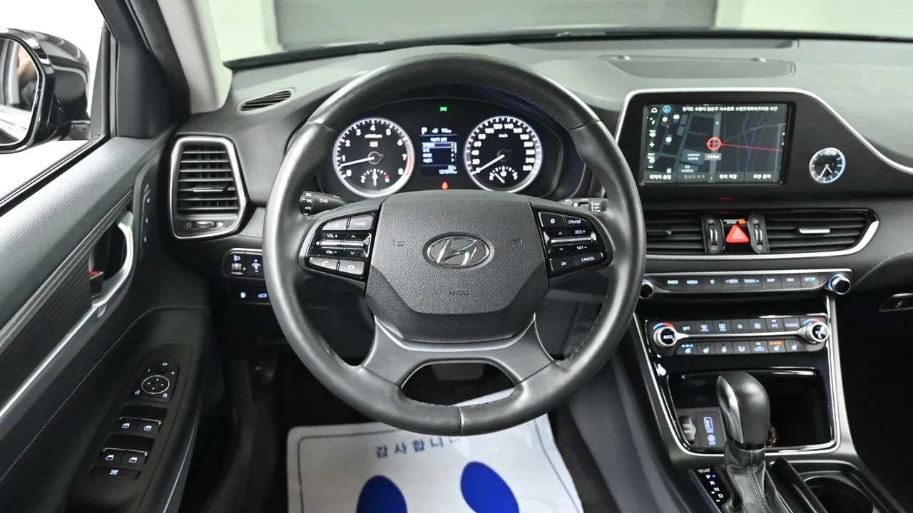 Hyundai Grandeur — miniaturë 13