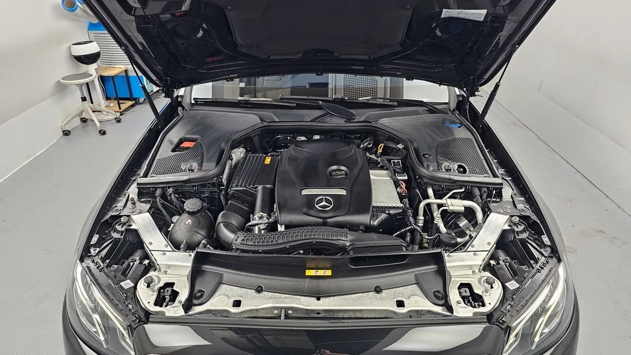 Mercedes-Benz E-klasse — miniaturë 6