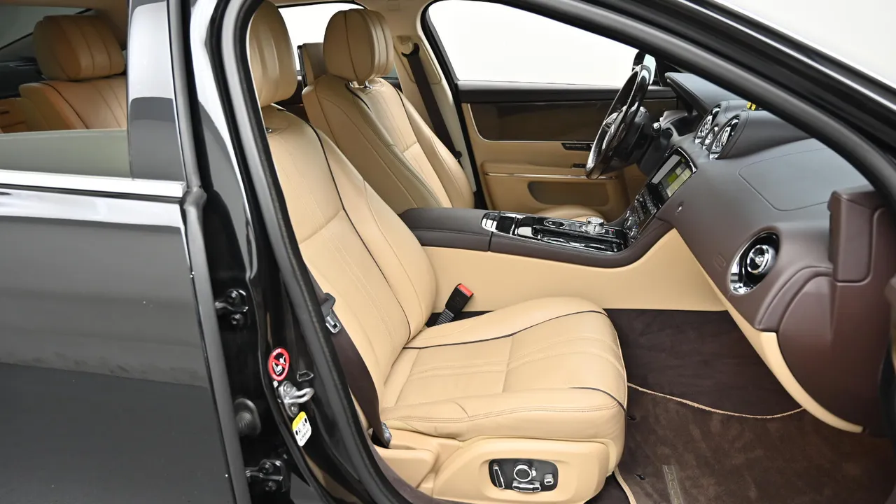 Jaguar XJ (X351) 3.0D Premium Luxury LWB