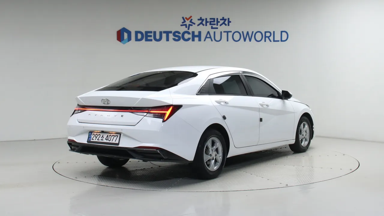 Hyundai Avante — miniaturë 2