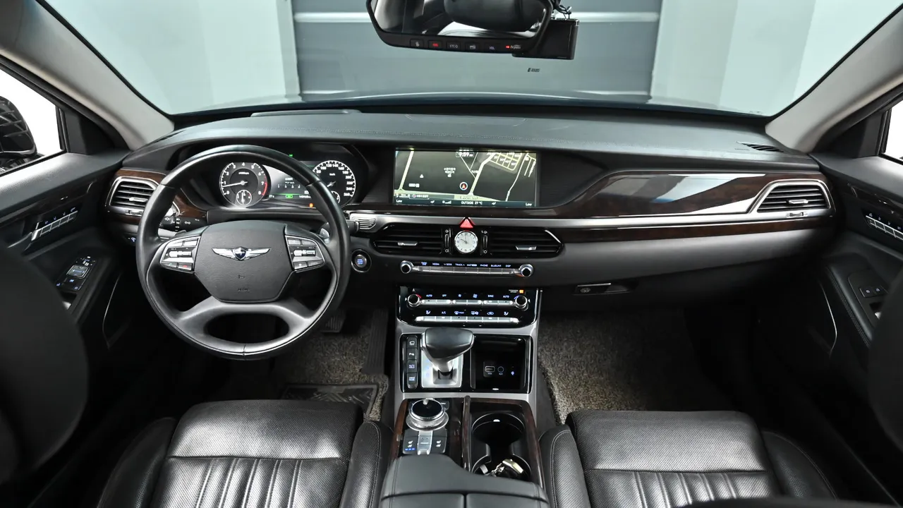 Genesis G90 — miniaturë 7