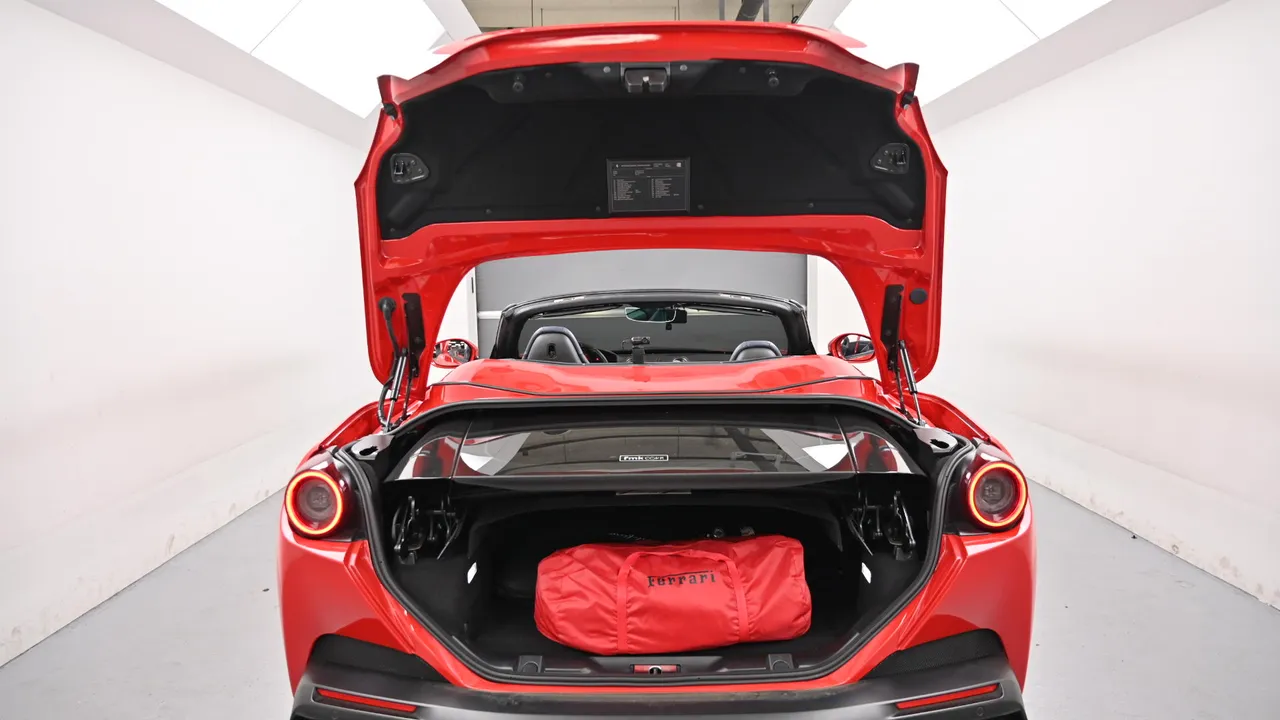 Ferrari Portofino — miniaturë 18