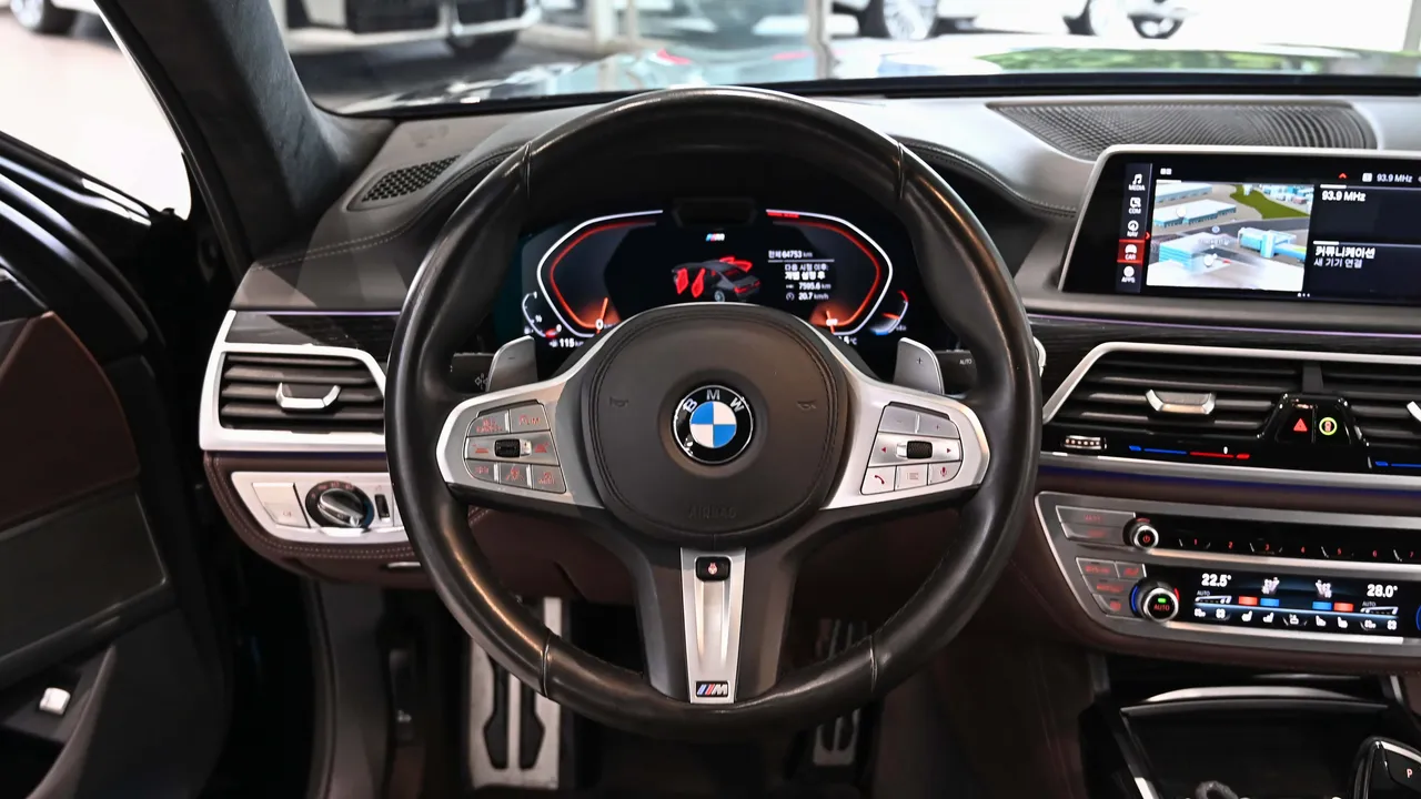 BMW 7er — miniaturë 16